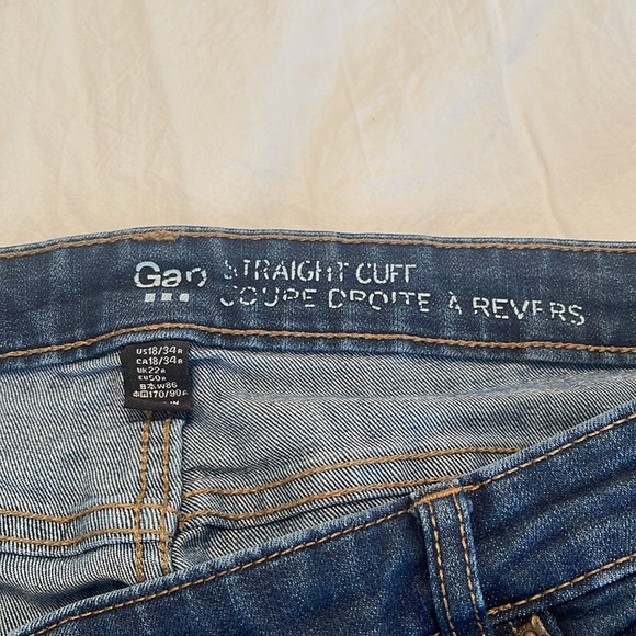 Gap Straight Cuff jeans - Picture 2 of 4
